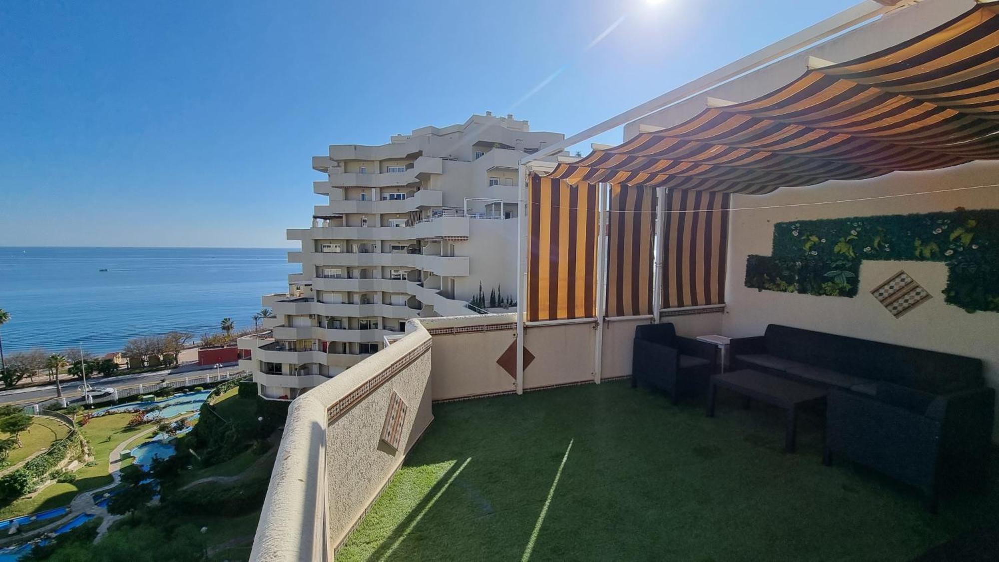 Benalbeach. Espectacular Terraza, Vistas Al Mar. Benalmadena Exterior photo